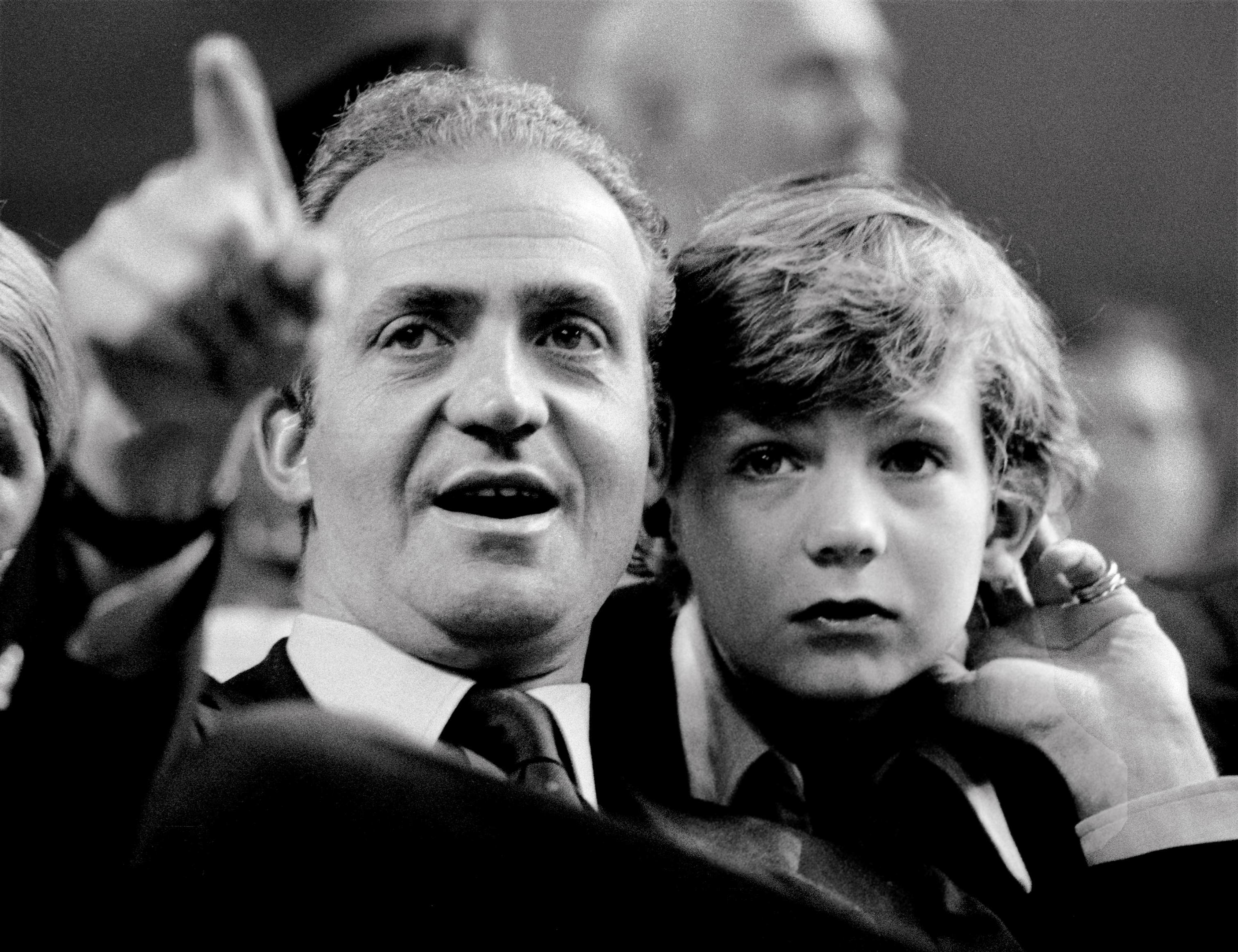 Cinquanta candeline per il re Felipe che ha rilanciato l ...
